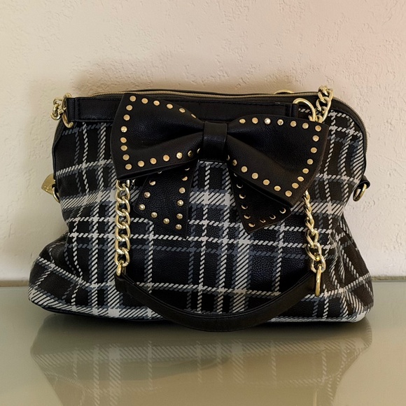 Betsey Johnson Plaid Tote With Studded Bow - Picture 1 of 3